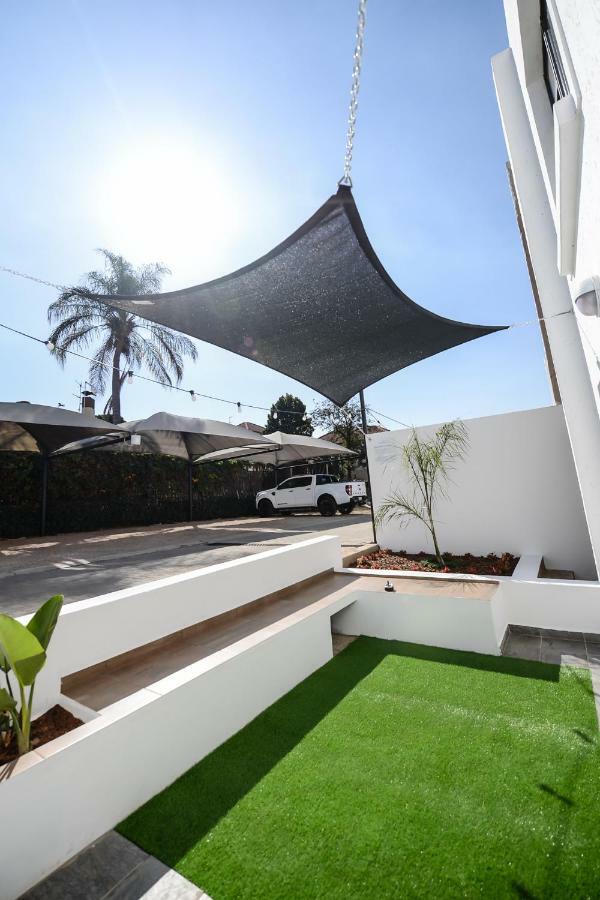 The Royal Bryanston Hotel Johannesburg Buitenkant foto