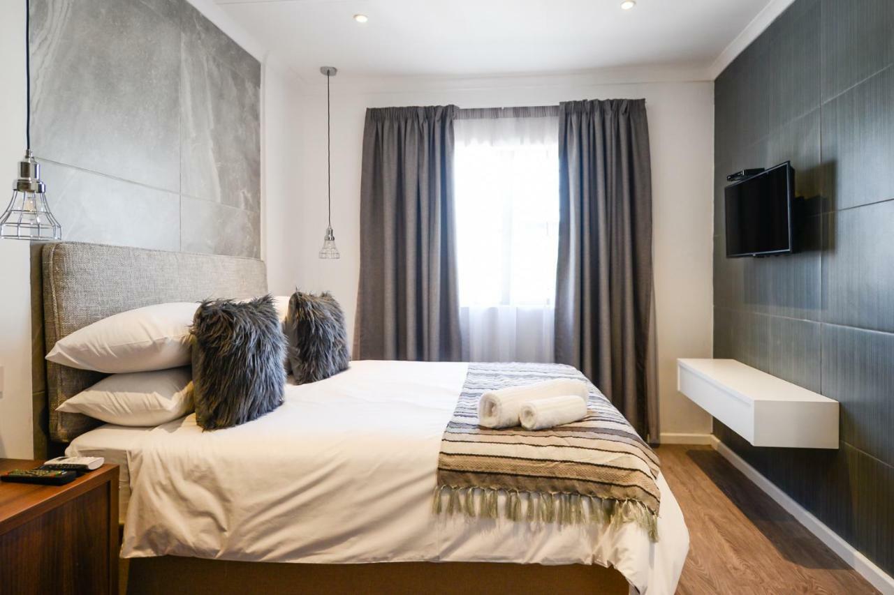 The Royal Bryanston Hotel Johannesburg Buitenkant foto